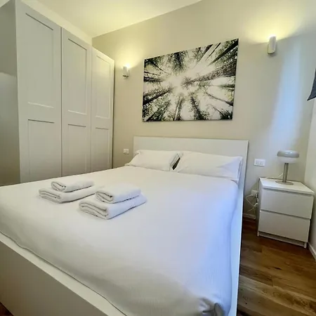 R6 Modern House - Metro M1 Duomo-nolo-centrale * Milánó