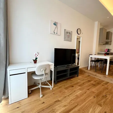 R6 Modern House - Metro M1 Duomo-nolo-centrale Apartman *