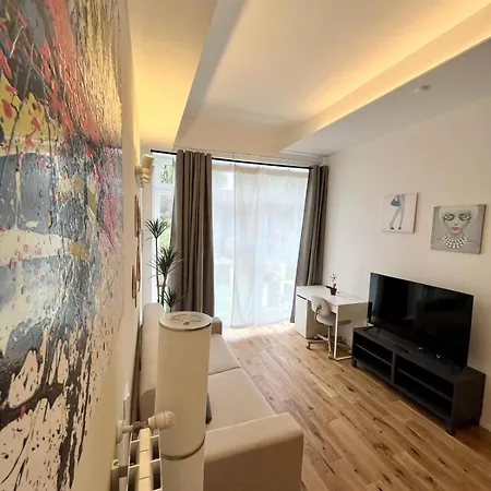 Apartman R6 Modern House - Metro M1 Duomo-nolo-centrale *